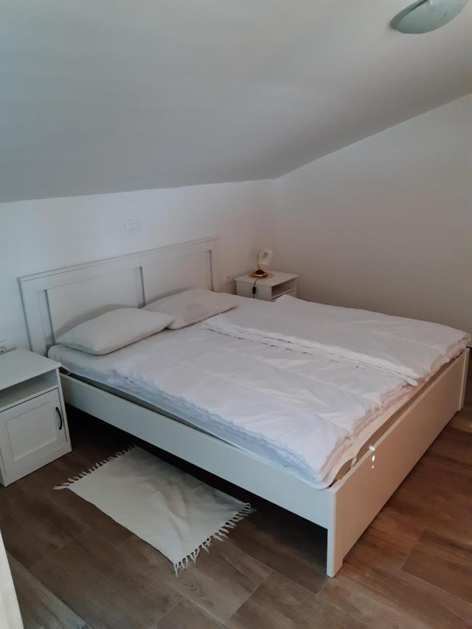 Apartment Finderli Buzet Buitenkant foto